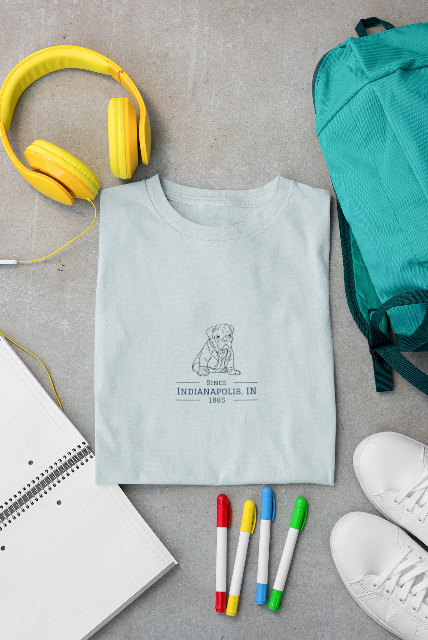 "butler dressed bulldog" T-Shirt